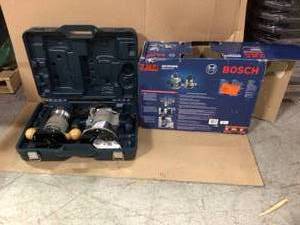 Bosch 14-in and 12-in 12-Amp 2.25-HP Variable Speed Combo FixedPlunge Corded Router with Case  in good conditions