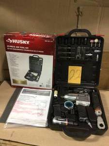 lot 22 image: 27-Piece Air Tool Kit by Husky in good condition