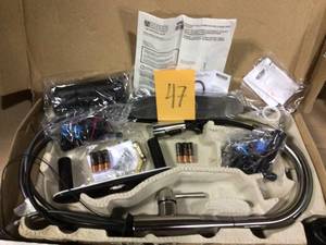 lot 47 image: Essa Touch2O Technology Single-Handle Pull-Down Sprayer Kitchen Faucet with MagnaTite Docking in Arctic Stainless by Delta in good condition