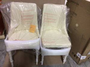 lot 58 image: Summerset Buttercream 19 in. H Leather Side Chair (Set of 2) by Safavieh in good  condition