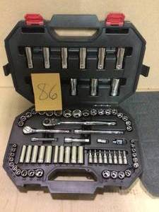 lot 86 image: 144-Tooth Mechanics Tool Set (75-Piece) by Husky in good  condition