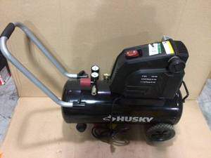 8G 150 PSI Hotdog Air Compressor by Husky in good&nbsp condition