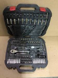 Mechanics Tool Set (185-Piece) by Husky open box in good condition see pictures
