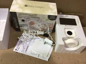 Baby Delight 5 Video, Movement, and Positioning Baby Monitor open box customer return in good condition see pictures