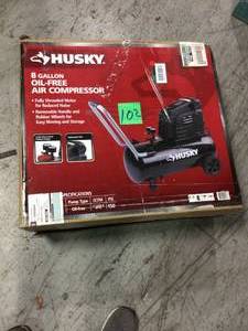 Husky 8 Gal Compressors open box in like new condition
