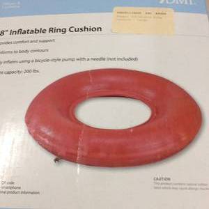 lot 12 image: 18 Inflatable Ring - New In Box