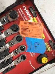 lot 31 image: HUSKY SAE Flex Ratcheting Combination Wrench Set (5-Piece)