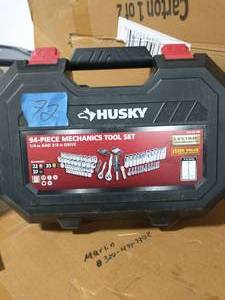 lot 72 image: HUSKY Mechanics Tool Set (94-Piece)