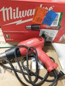 lot 84 image: MILWAUKEE 11.6-Amp 120-Volt Dual Temperature Heat Gun