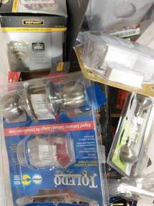 lot 100 image: BOX OF ASSORTED HARDWARE