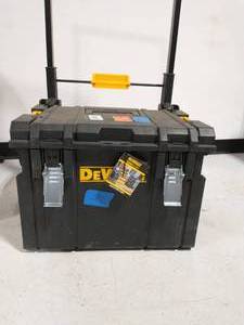 lot 50 image: DEWALT ROLLING TOOL BOX