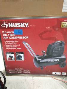 lot 83 image: HUSKY 8 gal oil free air  compressor