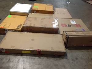 Pallet with assorted Furniture Pcs see pictures