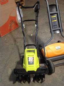 Lot with assorted Outdoor tools used customer returns see pictures