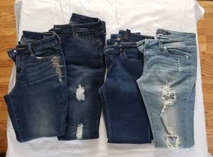 4 pair sz 7 skinny jeans