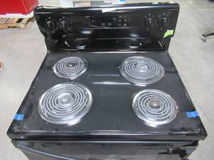 lot 121 image: Whirlpool 30 in. 4.8 cu. ft. 4-Burner Electric Range with Self-Cleaning in Black with Storage Drawer WFC315S0JB