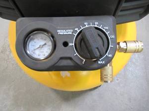 lot 55 image: DEWALT 6 Gal. 165 PSI Electric Pancake Air Compressor DWFP55126