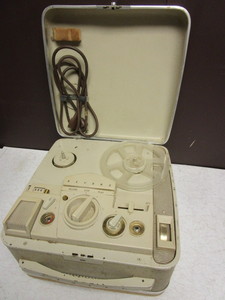 REVERE REEL TO REEL PLAYER