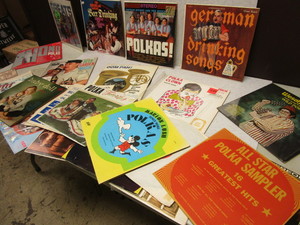 GERMAN BEER DRINKING RECORDS, WESOLY BOLEK POLKA CLOWN AND POLKA MUSIC