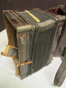 VINTAGE ACCORDIONS, FOR PARTS