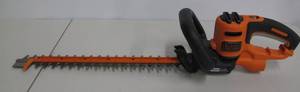 lot 40 image: BLACK-DECKE-20 in. 3.8 Amp Corded Electric Hedge Trimmer.