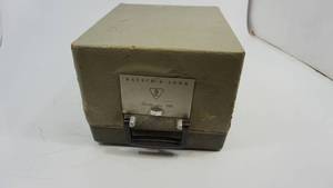 lot 8 image: Vintage Bausch & Lomb Balomatic 305 Slide Projector