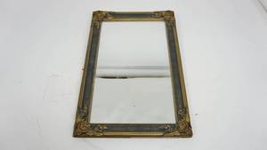 lot 28 image: Vintage Black & Gold Decorative Framed Mirror