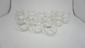 lot 35 image: 12 Small Glass Fish Bowls or Vases