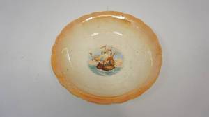 lot 50 image: Homer Laughlin Dessert Bowl K6N5 Orange Trim With Ship