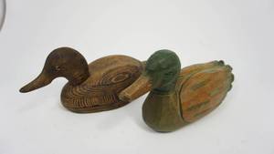 lot 109 image: 2 Hand Carved Wood Ducks