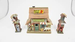 lot 121 image: Vintage Wood Folk Art Bait Shop Birdhouse  2 Small Wood Hanging Decor