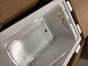 American Std Evolution 5 ft. Reversible Drain Deep Soaking Tub in White see pictures