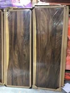 Pallet with 4 Acacia 6 ft. L x 25 in. D x 1.5 in. T Butcher Block Countertop in Oiled Acacia with Live Edge  Retail Value $1200 see pictures