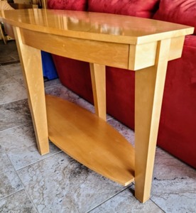 lot 14 image: Contemporary Console Table