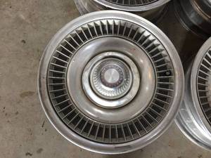 lot 150 image: Set of 4 Chrysler Rims