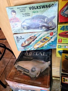 lot 70 image: Vintage Model Car Sets