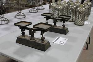 Lot of (2) Table Scales