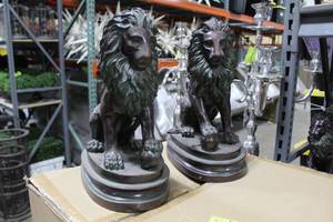 Lot of (2) Dark Lion Statue Table Dcor 13-12