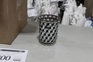 Lot of (16) Candleholder 6