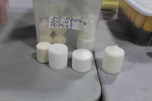 Lot of (20) Candles - Ivory 2-14x3 (x5), White 2-34x3 (x3), White 2-78x3 (x6), Ivory 2-78x4 (x6)