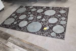 Area Rug 5ft 3in x 7ft 7in