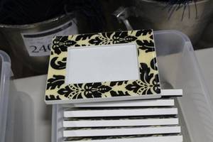 Lot of (16) Picture Frame 4x6 BlackCream