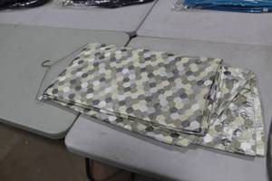Lot of (6) Tablecloths 132D GreyWhite