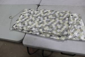 Lot of (6) Tablecloths 132D GreyWhite