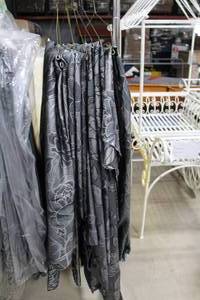 Lot of (6) Tablecloths 132D Silver Linen with SilverBlack Rose Print Pattern