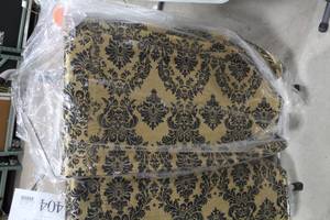 Lot of (5) Tablecloths 120D Gold