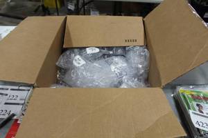 Lot of (1 Box) Tablecloth Clips Clear