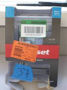 KWICKSET Halifax Square Satin Nickel Privacy BedBath Door Lever