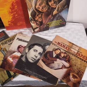 lot 73 image: Collection of 60s and 70s Rock Vinyl LP Albums (a)