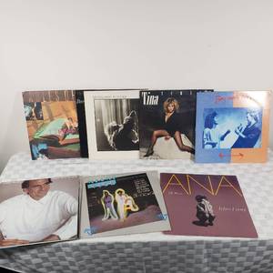 lot 75 image: Collection of Contemporary Vinyl LP Albums